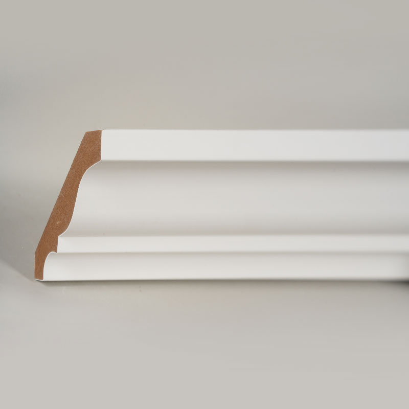 MDF koronaléc (töltőanyaggal alapozott és gyöngyházfehér) 3/5' x 3 1/4'
