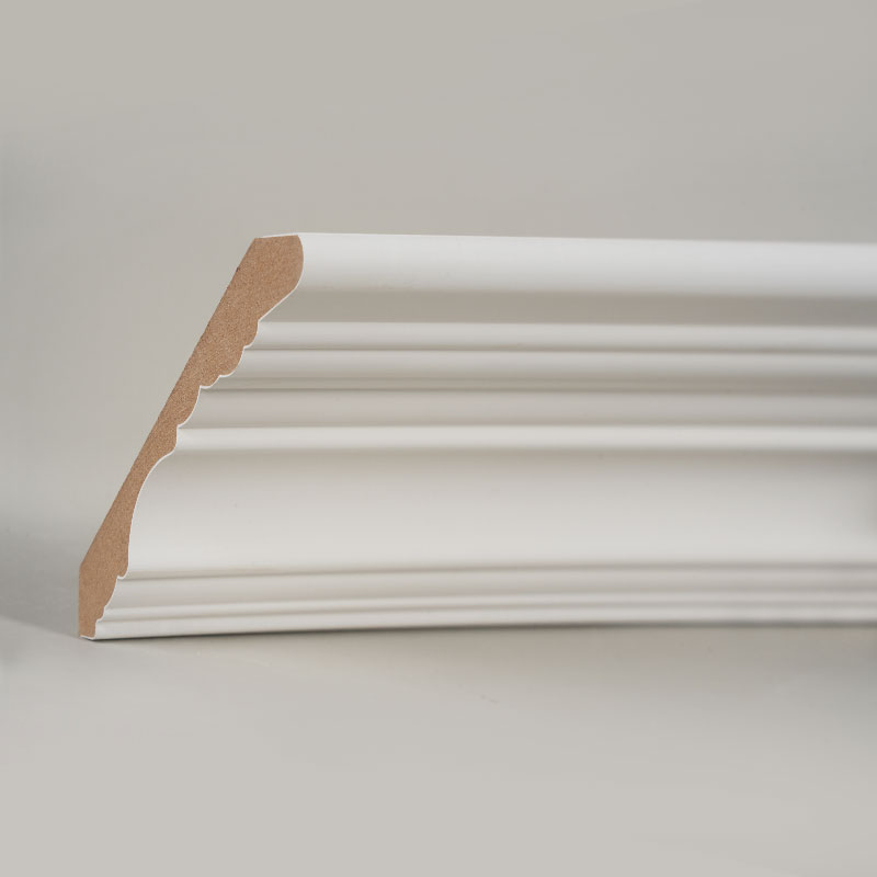 MDF koronaléc (töltőanyaggal alapozott és gyöngyházfehér) 3/5' x 4 1/2'