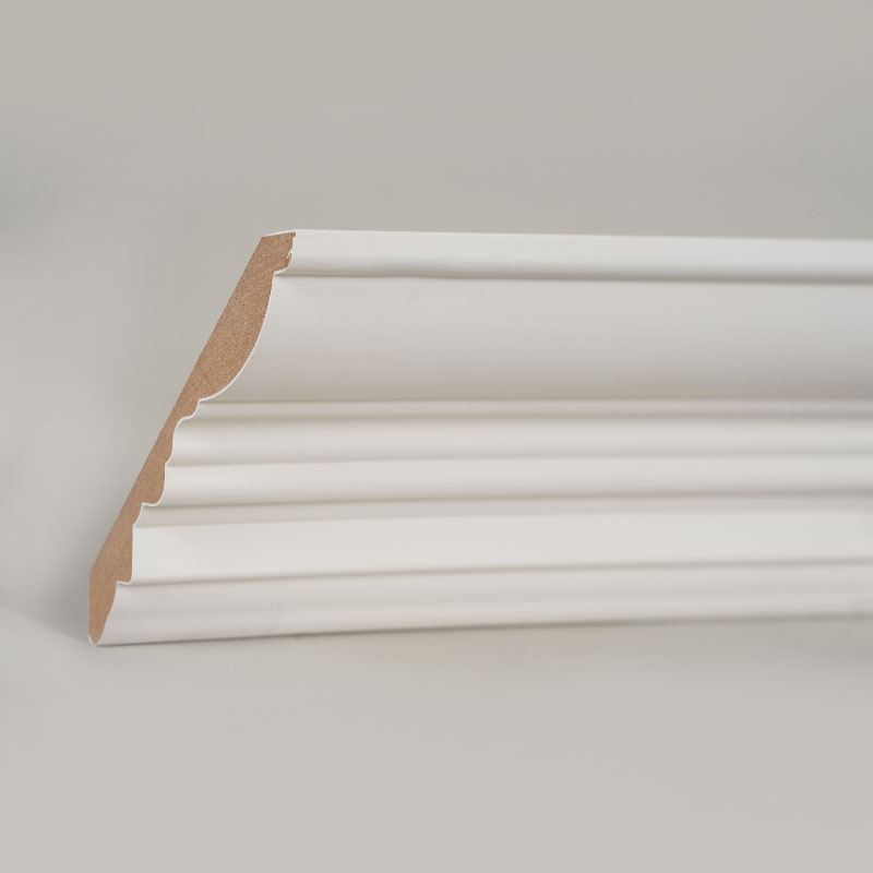 MDF koronaléc (töltőanyaggal alapozott és gyöngyházfehér) 3/5' x 4 1/2'