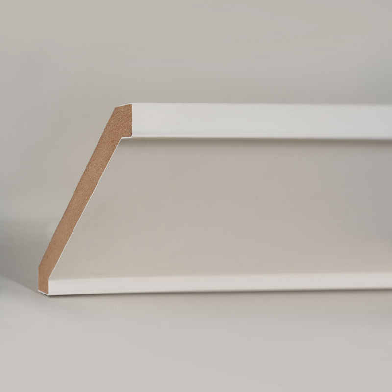 MDF koronaléc (töltőanyaggal alapozott és gyöngyházfehér) 3/5' x 4 1/4'