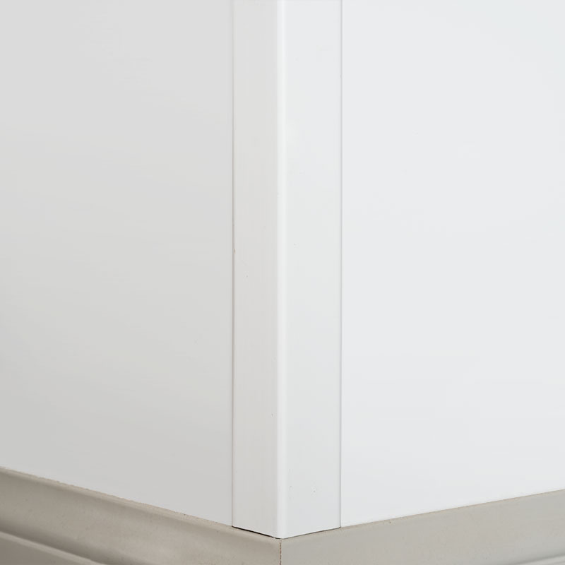 Tömör fa derékszögű (90°) átmeneti csík (töltőanyaggal alapozott+ festék) - fehér 1 1/2' x 1 1/2'