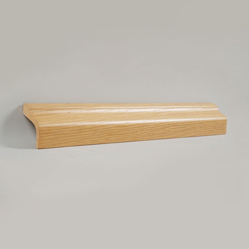 Fenyőfa szegélyléc (fehér tölgy furnérral + festékkel burkolva) - tölgy szín 1 1/2'x2 1/6'