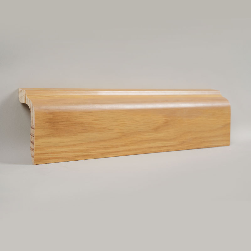 Fenyőfa szegélyléc (fehér tölgy furnérral + festékkel burkolva) - tölgy szín 1 3/5'x3 5/9'