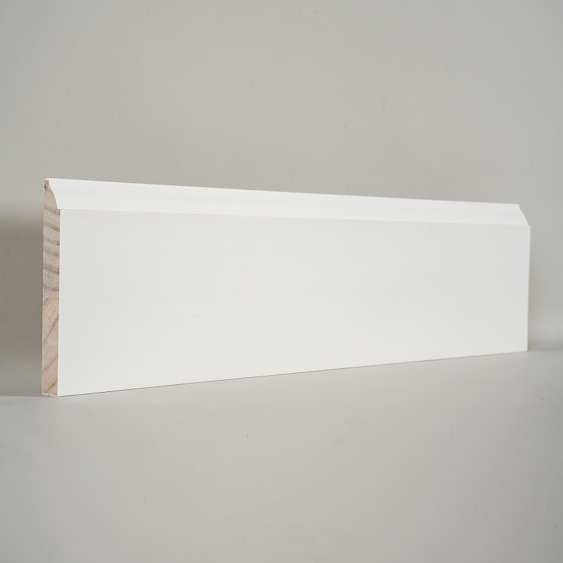 Fenyő szegélyléc (Filler-alapozott és gyöngyfehér) 3/5' x 4 1/4'