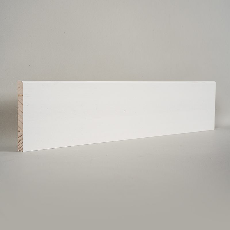 Fenyő szegélyléc (Filler-alapozott és gyöngyfehér) 1/2' x 3 1/2'