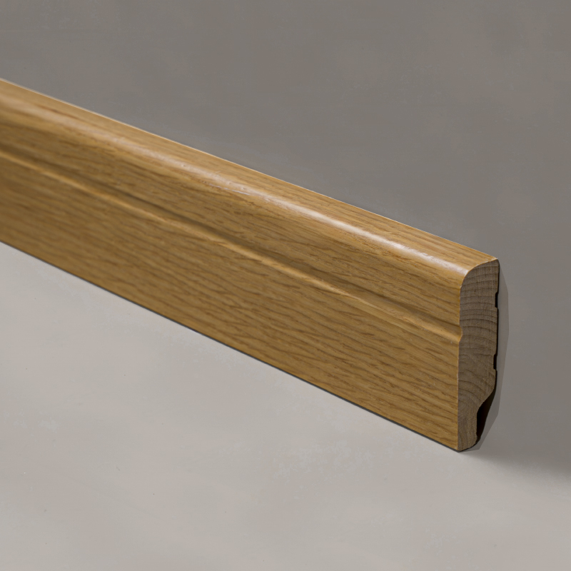 Tömör fa szegélyléc (fehér tölgy furnérral + festékkel burkolva) - natúr tölgy szín 1/2' x 2 3/8'